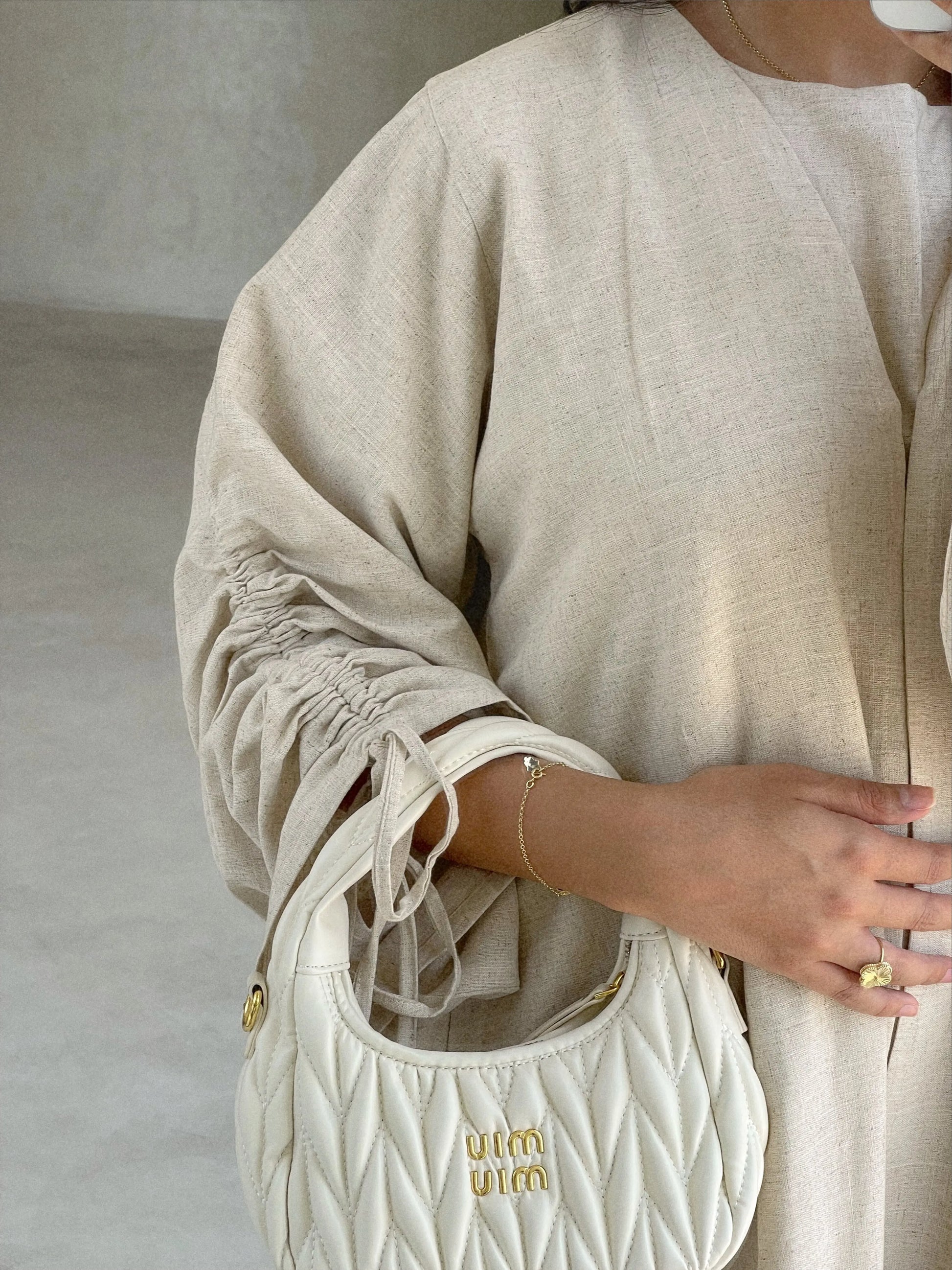 linen abaya, ruffled arms abaya, ruffled abaya, simple abaya, classy abaya, summer abaya,