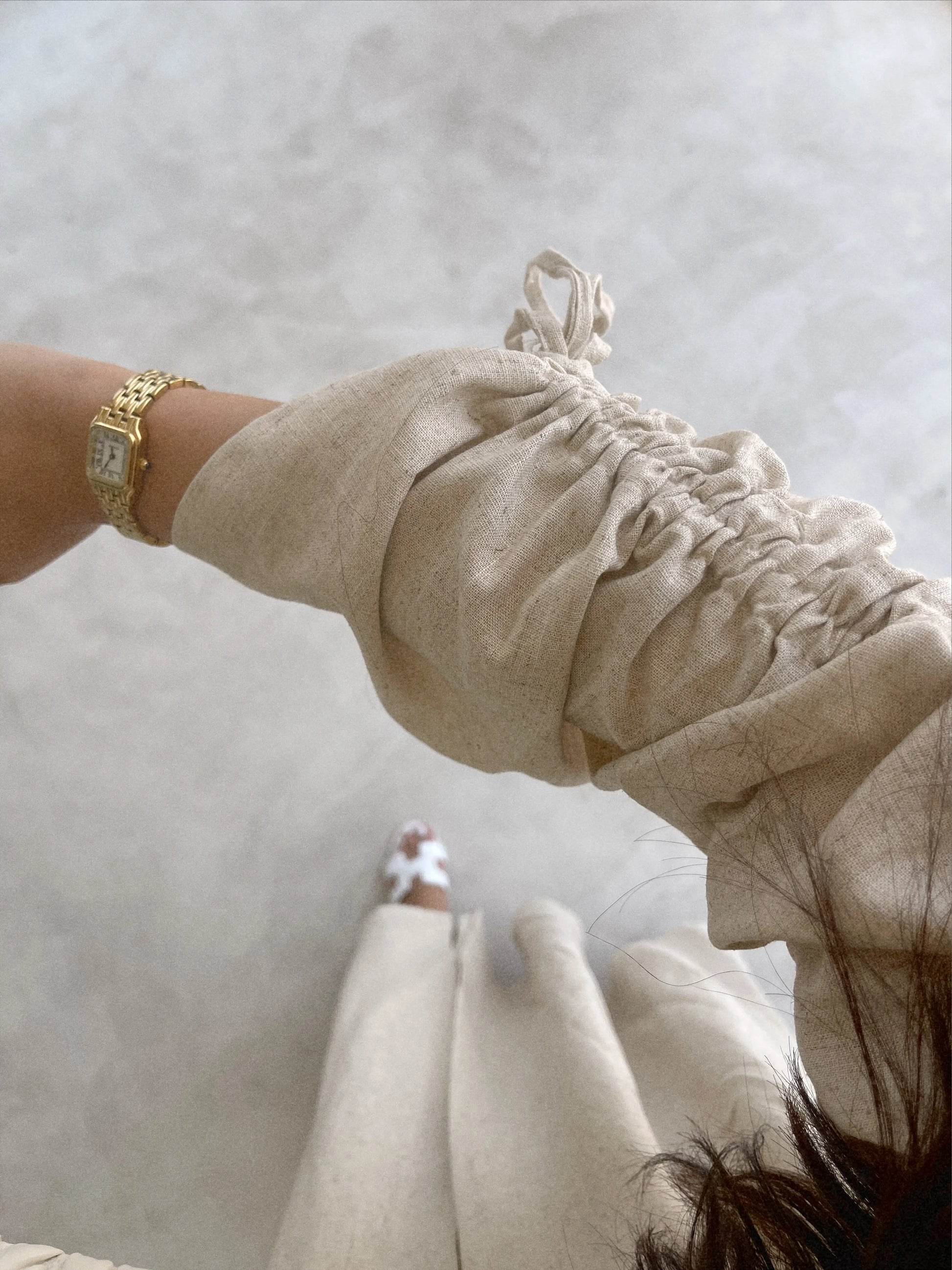 linen abaya, ruffled arms abaya, ruffled abaya, simple abaya, classy abaya, summer abaya,